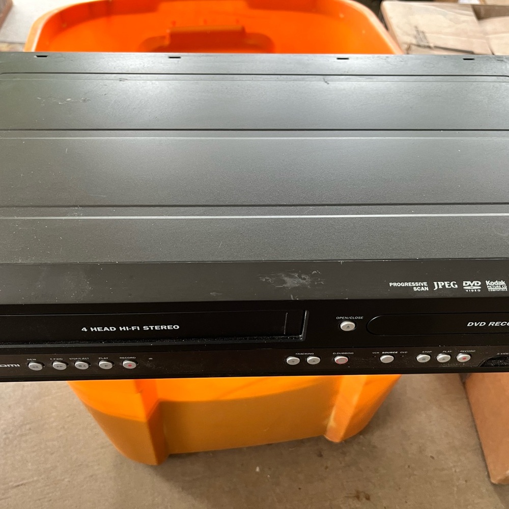 Magnavox DVD Recorder/VCR combo